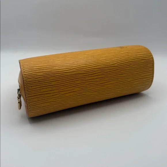Louis Vuitton Epi Yellow Clutch pouch - Picture 4 of 8
